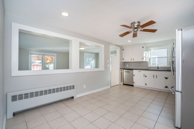 Building Photo - The Westgate Ranch