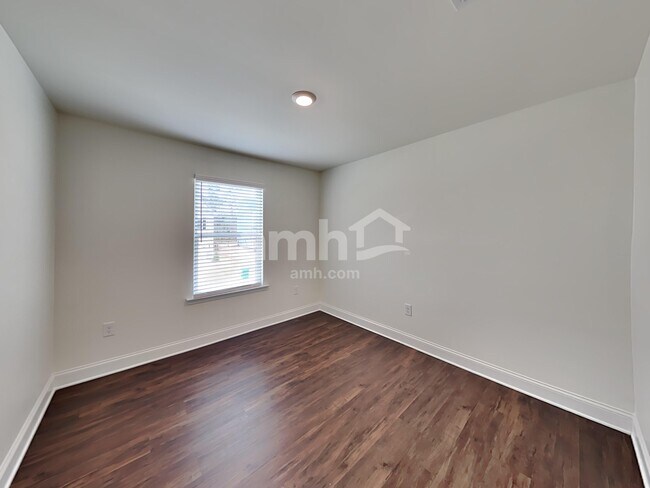 Building Photo - 580 Smt Vw Ln