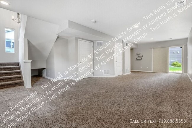 Building Photo - 6544 John Muir Trl