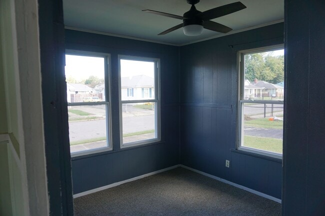 Building Photo - Comfortable One-Level Living in a Prime Location!