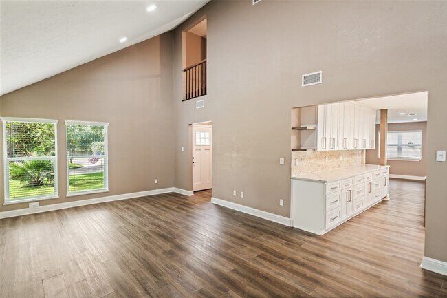 Building Photo - 3019 Ramblewood Rd