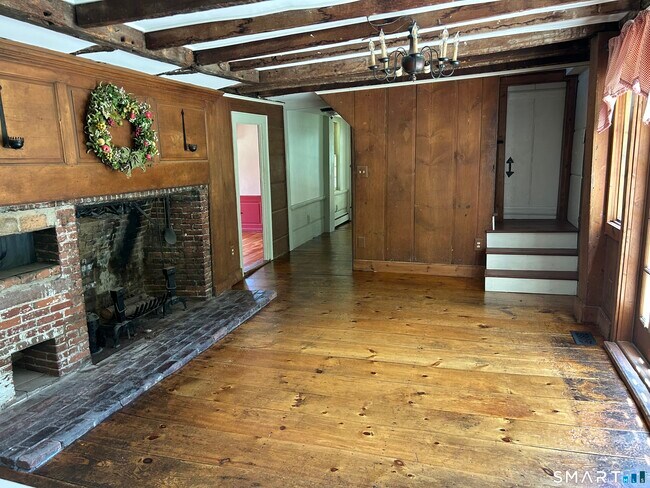 Building Photo - 957 Palisado Ave
