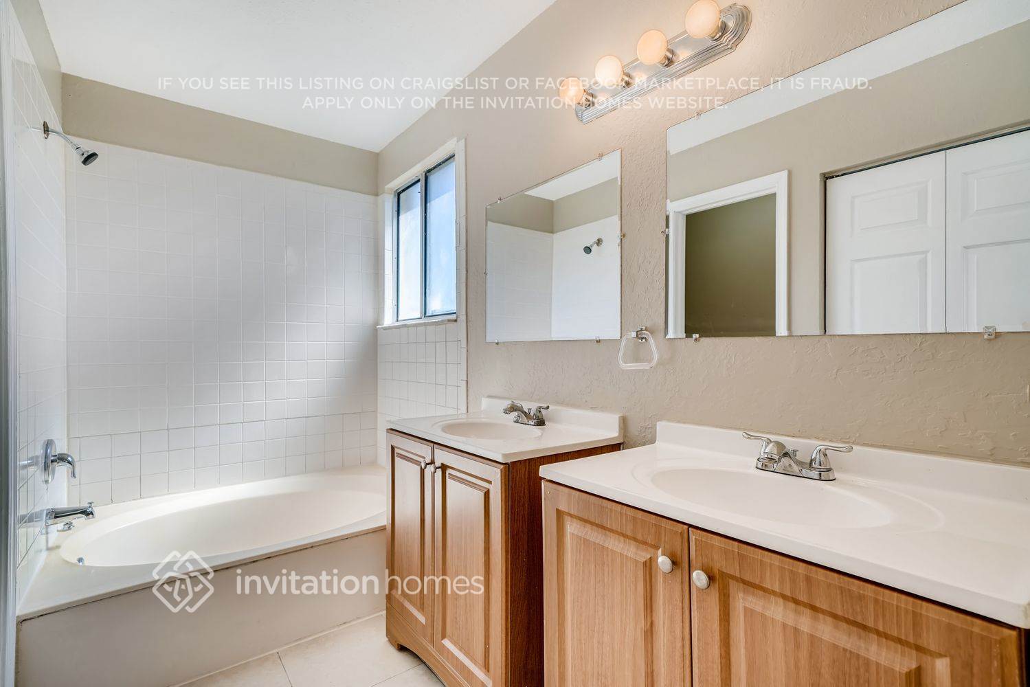 Building Photo - 13776 SW 145th Terrace