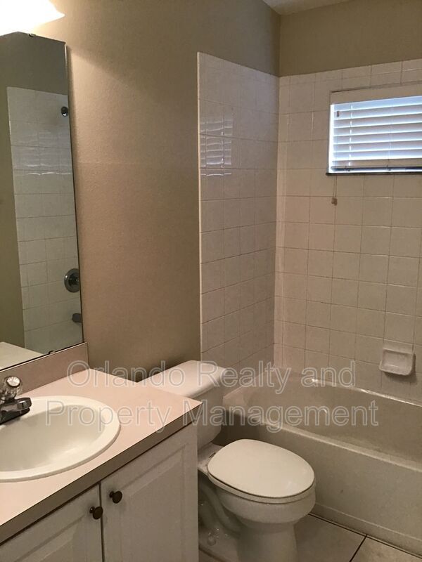 Building Photo - 123 Harwood Cir