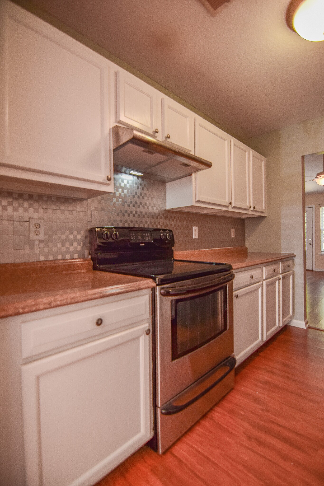 Building Photo - 7898 Montview Rd