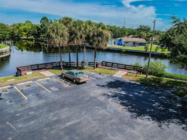 Building Photo - 9125 Tudor Dr