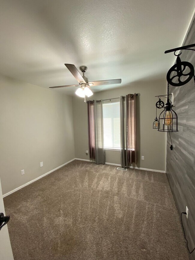 Building Photo - *COMING SOON* Beautifully Upgraded Rancher...