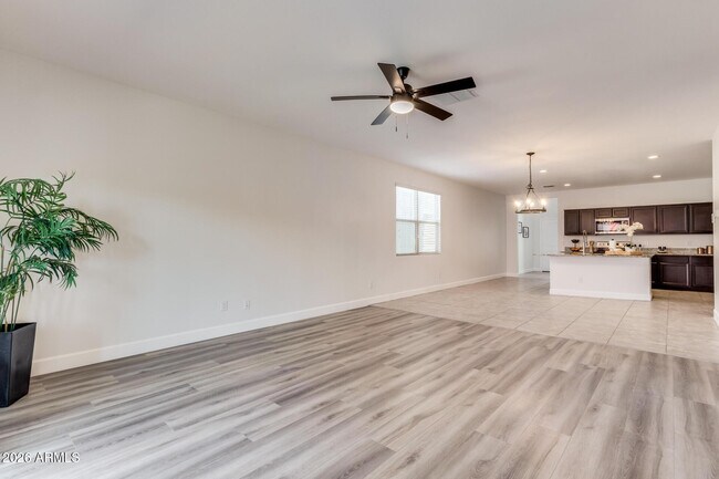 Building Photo - 4750 E Chromium Rd