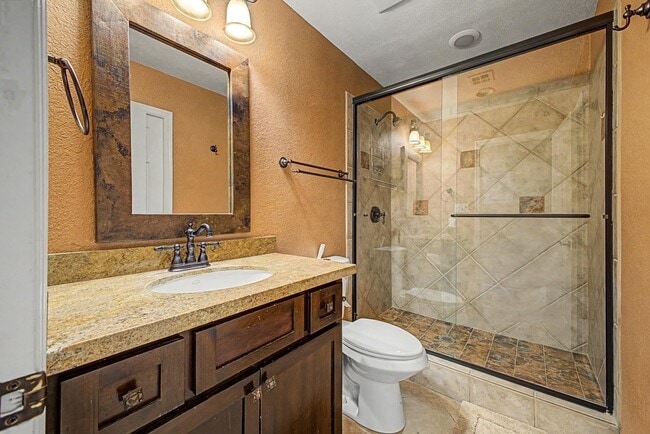 Building Photo - 4200 N Miller Rd