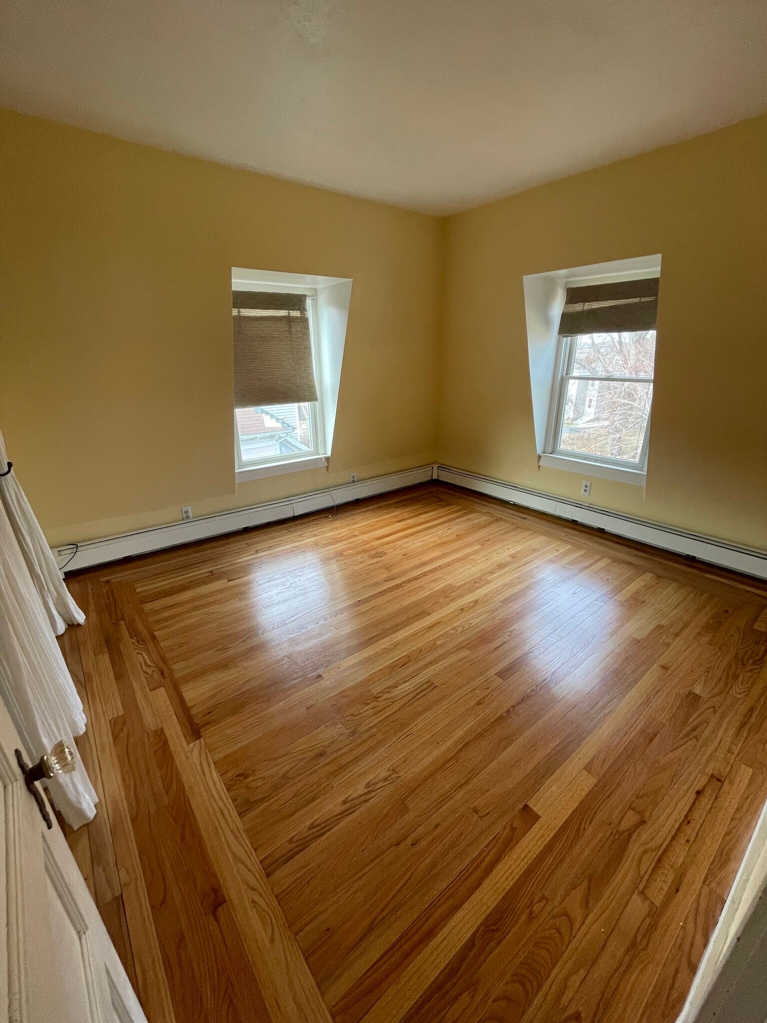 Bedroom 1 - 54 Allen St