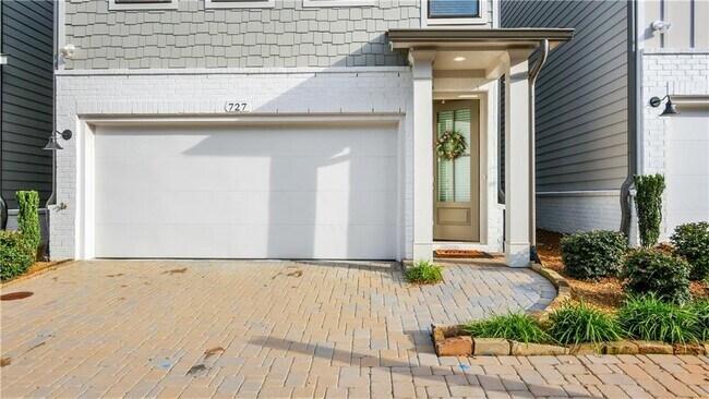 Building Photo - 727 Stickley Oak Way