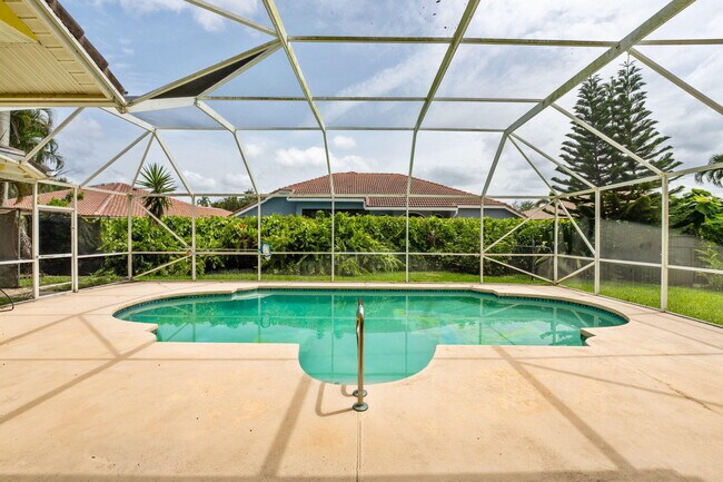 Building Photo - 103 Black Olive Crescent