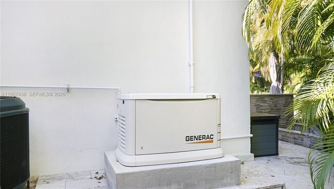 Building Photo - 711 Sunset Rd