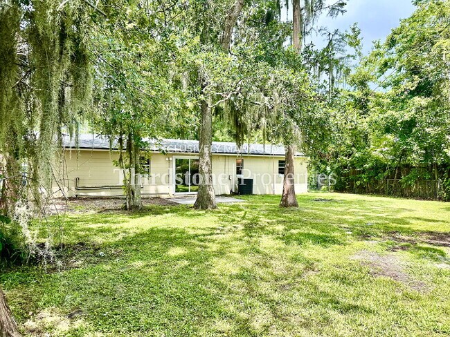 Building Photo - 4516 Key Woodley Dr S