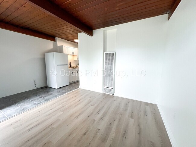 Building Photo - 3205 Joan Rd