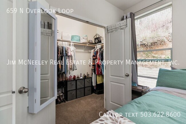 Building Photo - Well Maintained 3 Bedroom Home In Otis