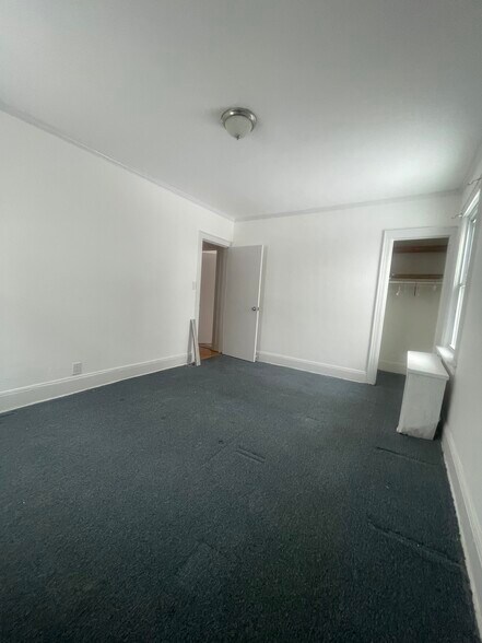 Building Photo - 21633 118th Ave