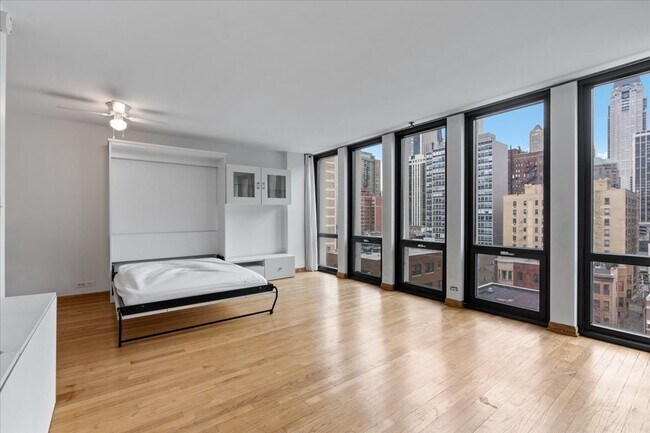 Building Photo - 1 E Scott St