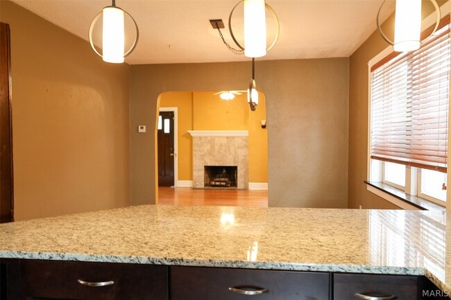 Building Photo - 6406 Woodbine Ct