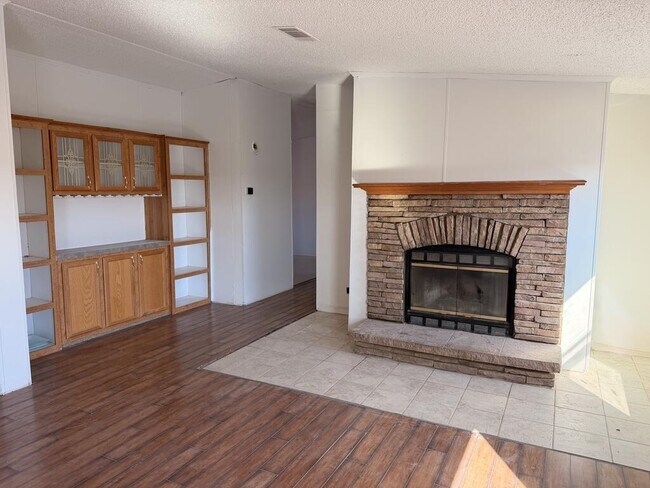 Building Photo - 8800 W County Rd 166
