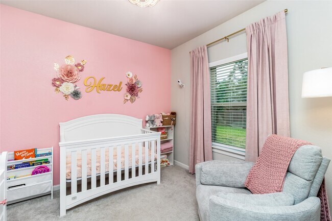 Building Photo - 323 Fanpalm Ct