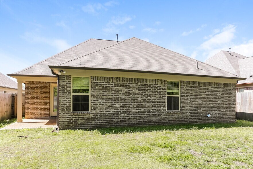 Building Photo - 9460 Eckley Pl