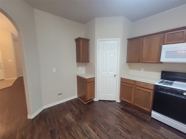 Building Photo - 3110 Clover Ranch Cir