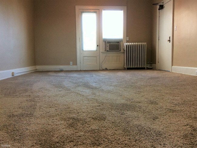 Building Photo - 2464 Harney St