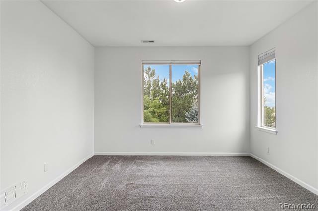 Building Photo - 25845 E Dry Creek Pl