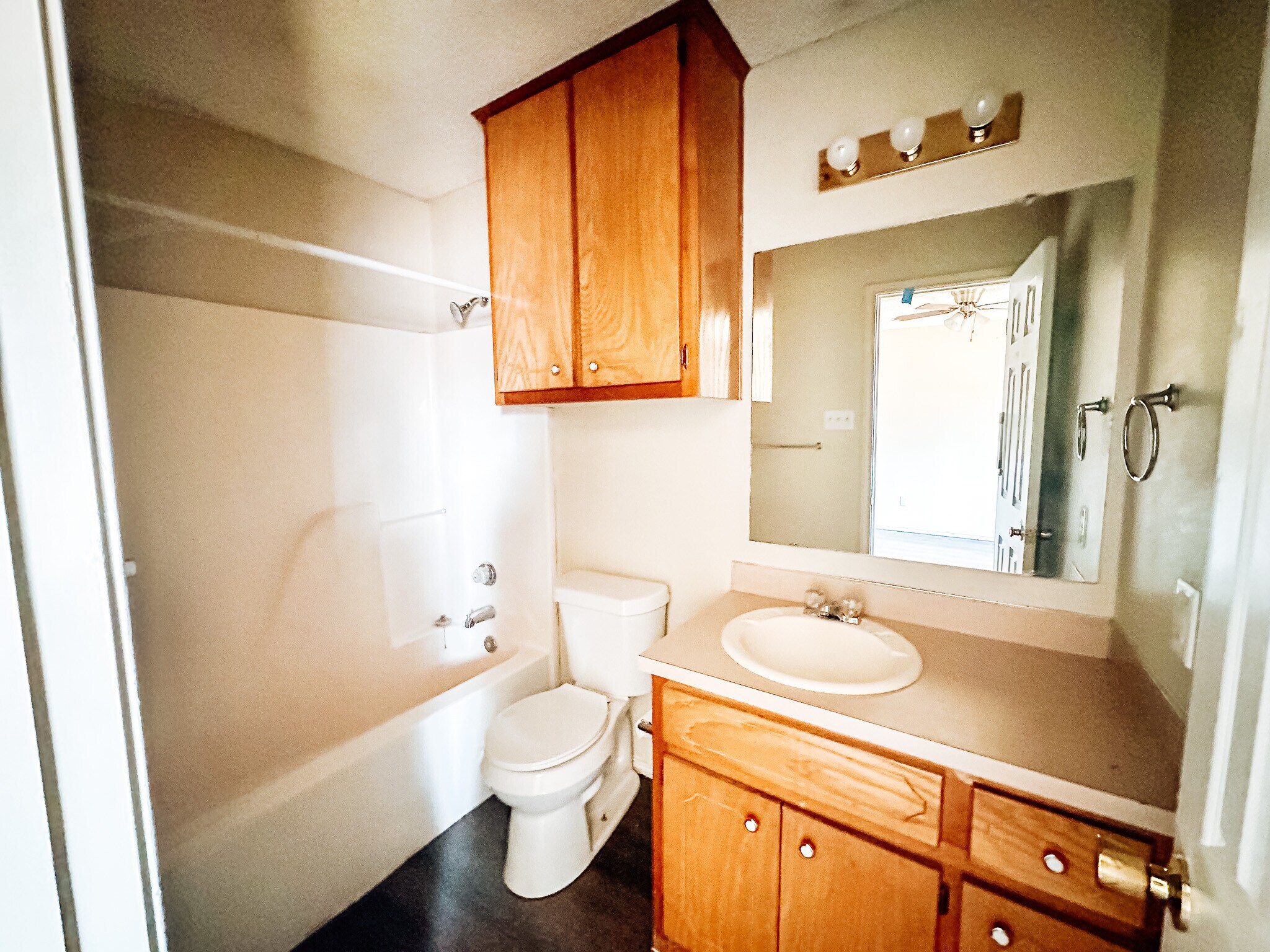 Building Photo - 6111 7th St