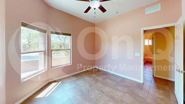 Building Photo - 9398 E Desert Milkweed Ct