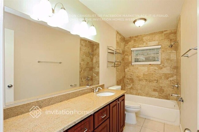 Building Photo - 2013 Green Juniper Ln