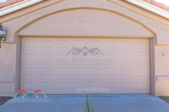 Building Photo - 24625 S Rosewood Dr