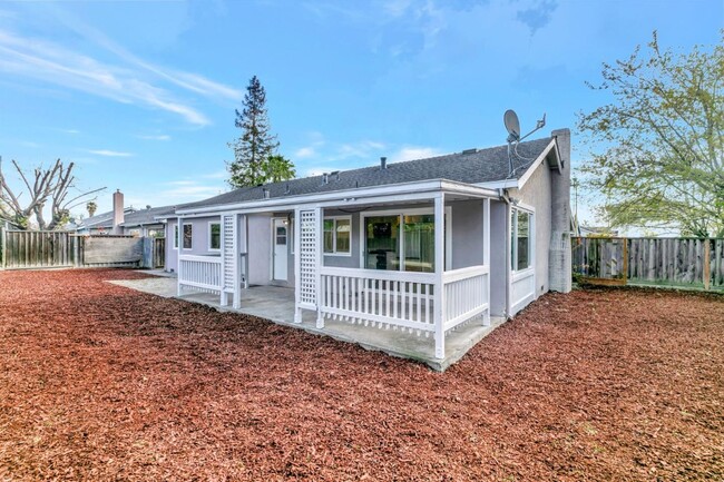 Building Photo - 6097 Indian Ave