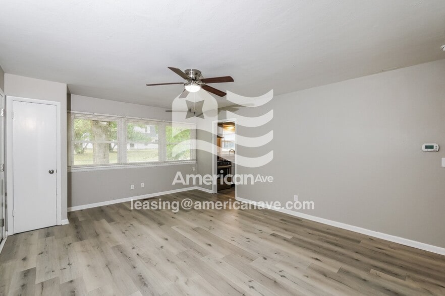 Building Photo - 816 Indiana Ave