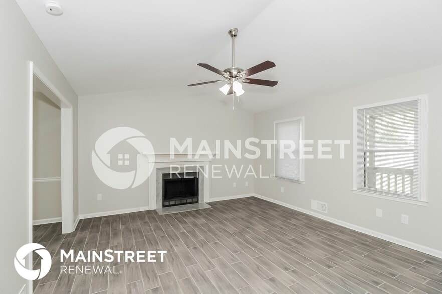 Building Photo - 23 Fairfield Dr SW