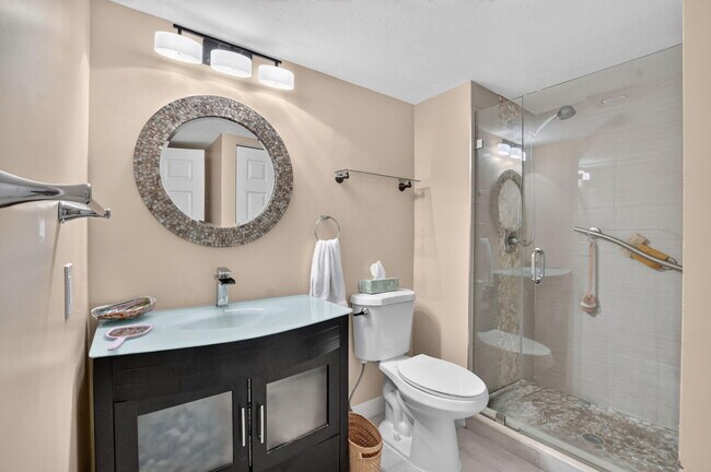 Building Photo - 21211 Lago Cir