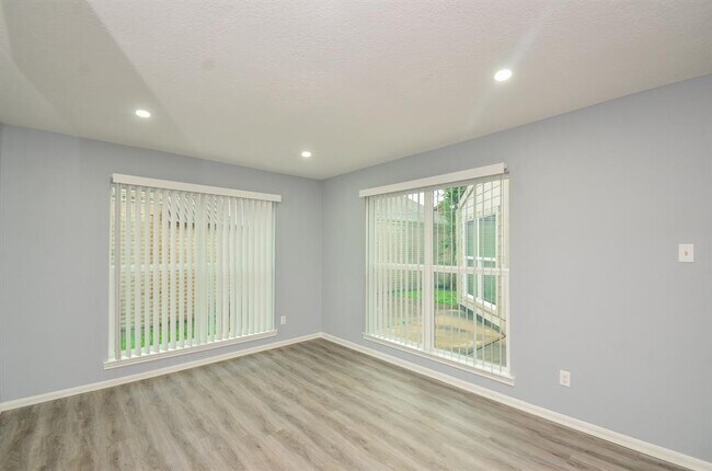 Building Photo - 7703 Quail Meadow Dr