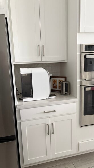 Kitchen - 500 SE Ranch Oak Cir