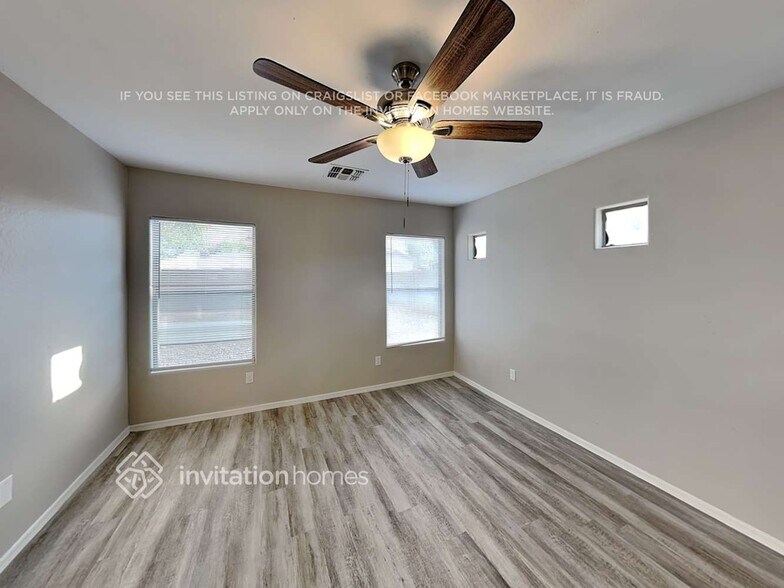 Building Photo - 1532 W Burgess Ln