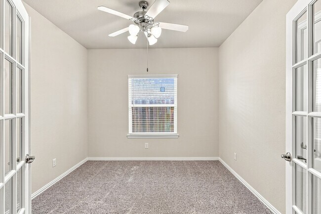 Building Photo - 13322 Sea Breeze Dr