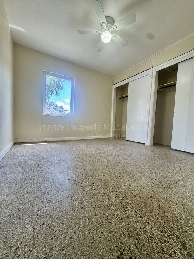 Building Photo - 1155 Peak Rd