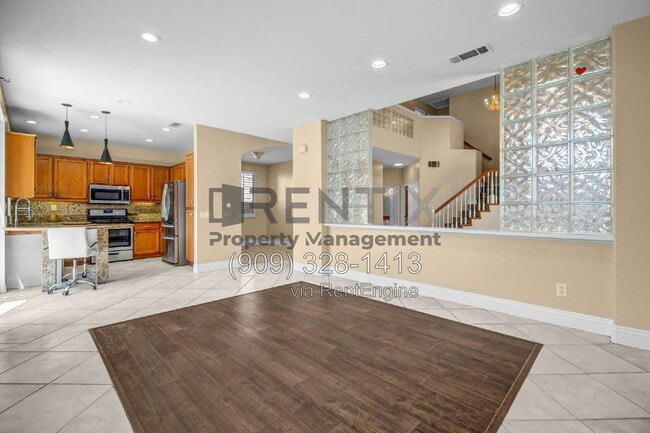 Building Photo - 6694 Cowboy St