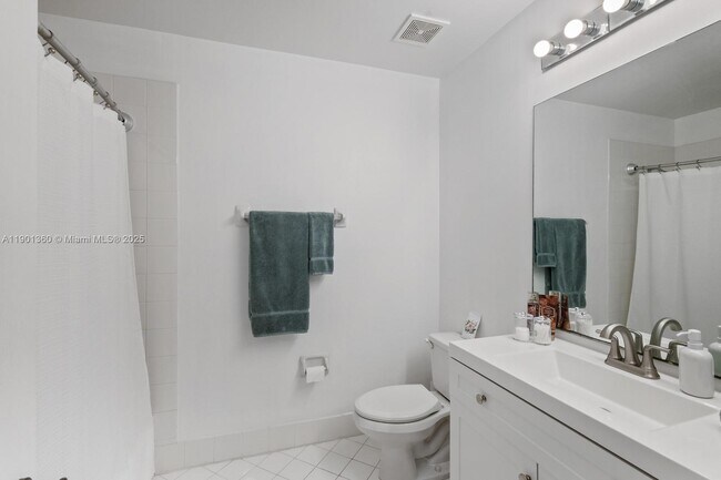 Building Photo - 4448 NW 98th Ave