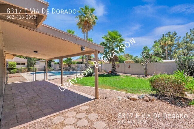 Building Photo - 8317 E Vía De Dorado