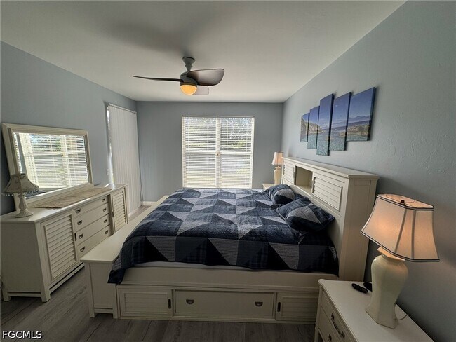 Building Photo - 14970 Vista View Way