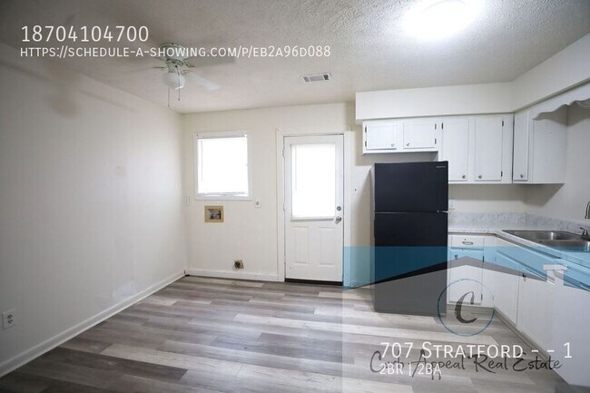 Building Photo - 707 Stratford Dr