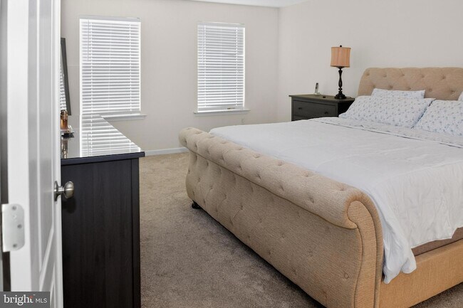 Building Photo - 40463 Aldie Springs Dr