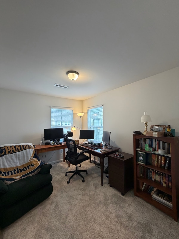 Building Photo - 811 Falls Grove Trl