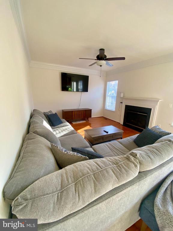 Building Photo - 108 Davidson St